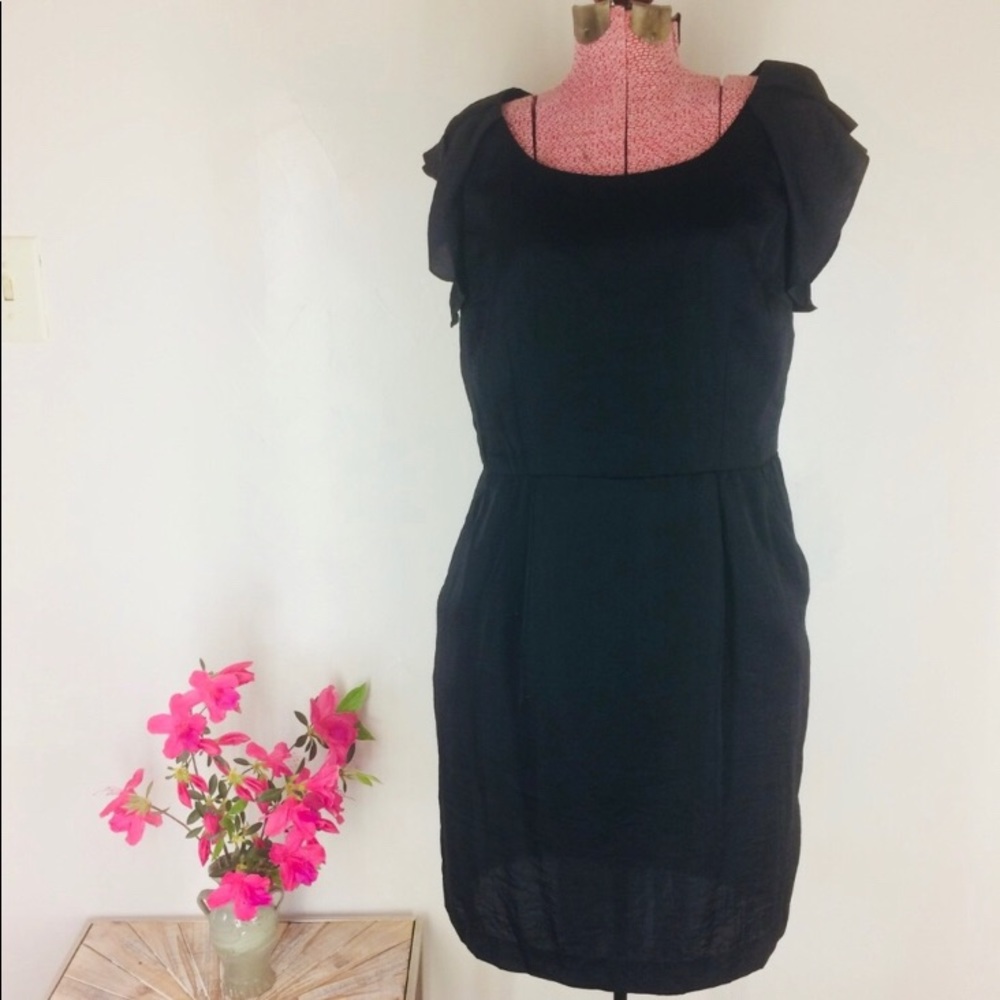 NWT Ann Taylor Loft Black Shift Dress